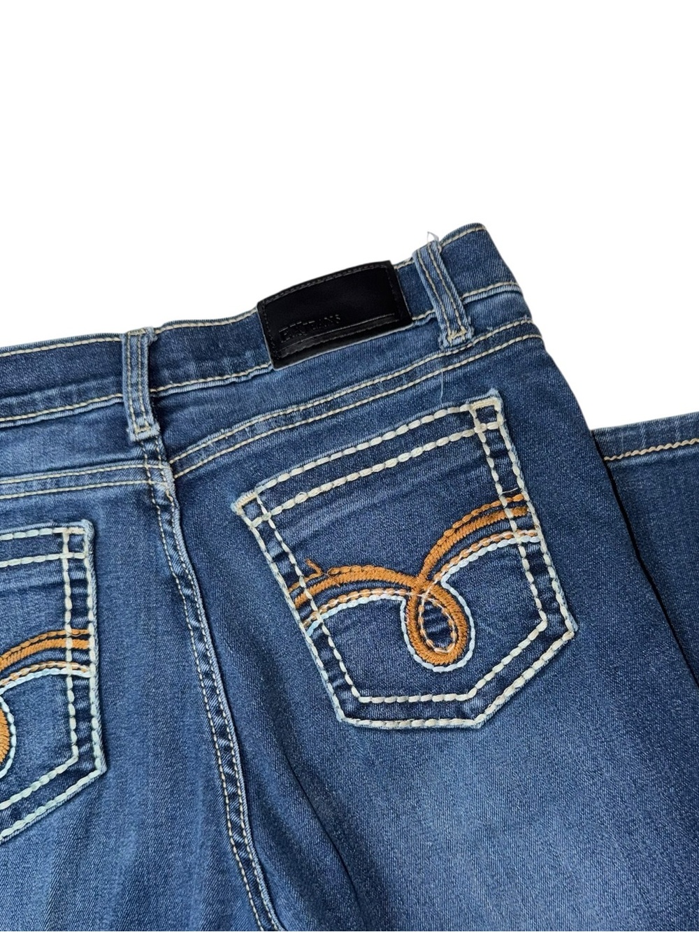 Dkny Men's Slim Straight Jeans in Dark Blue Denim - Picture 4 of 7